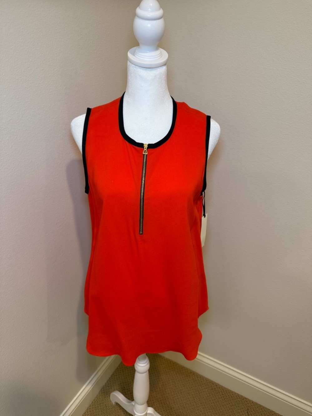 L'AGENCE Red Sleeveless Zip-Front Tank with Black Trim